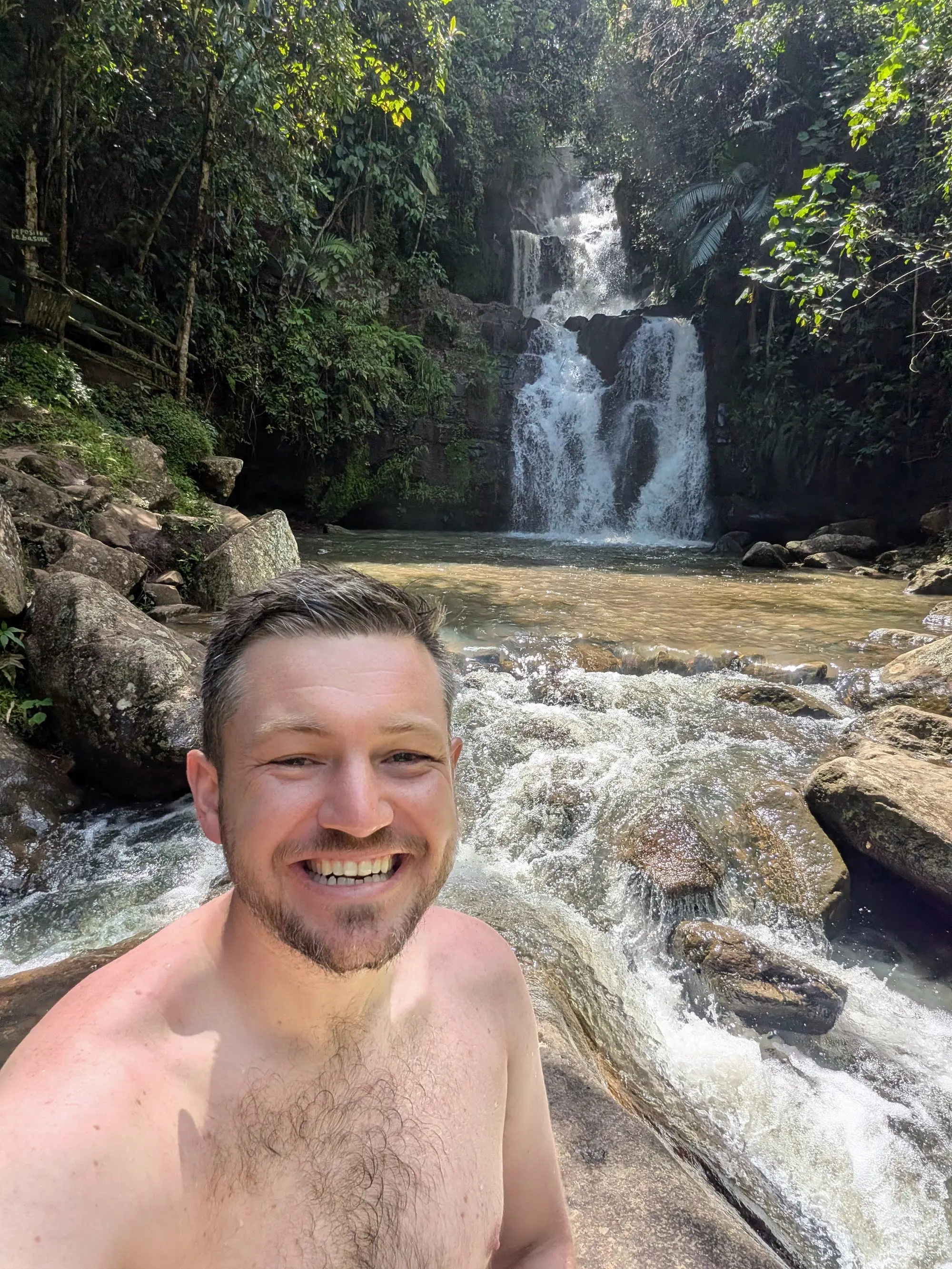 Cascada El Cinco from the stream crossing