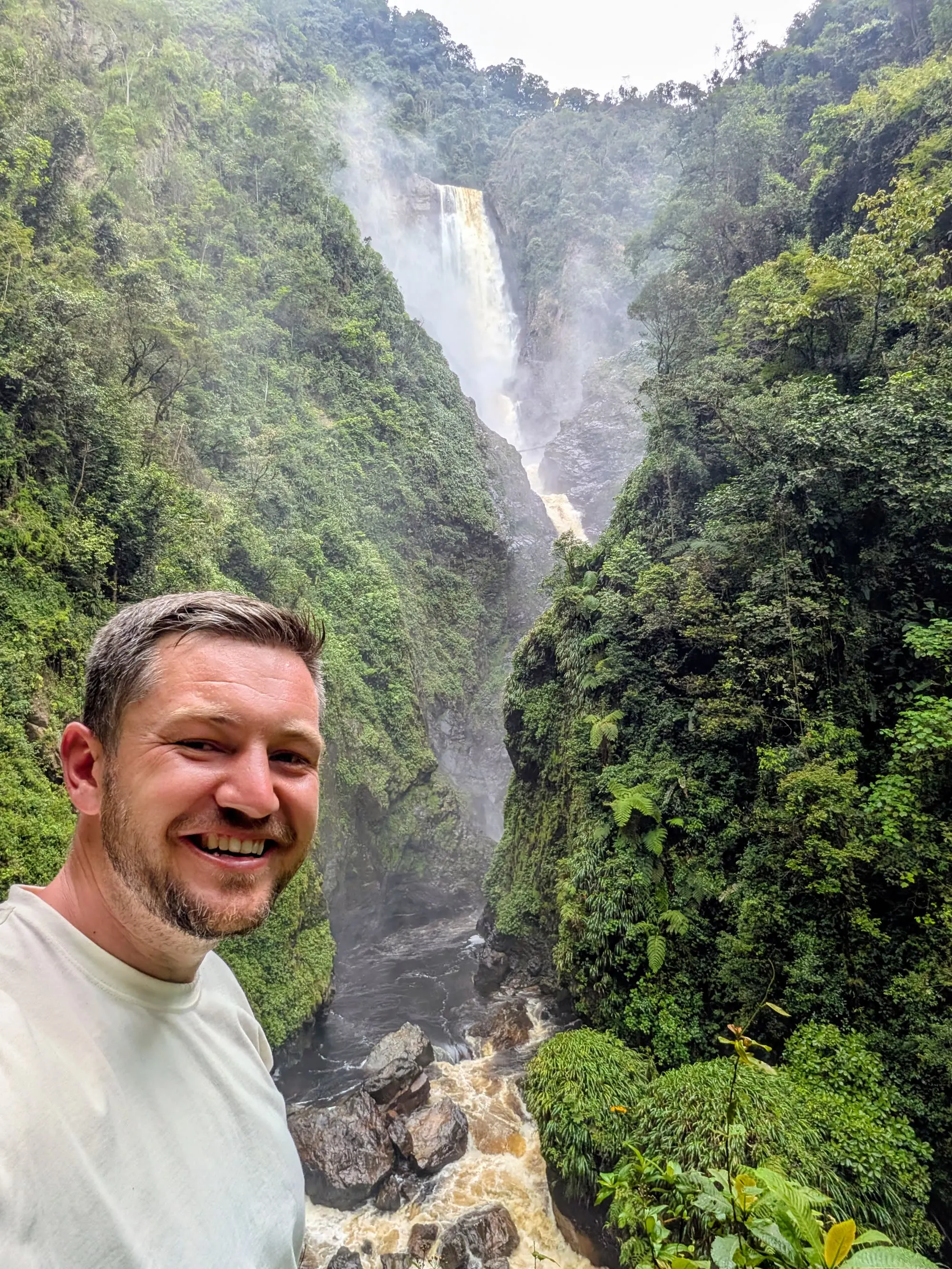 Inside the Bordones canyon, close to the falls